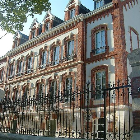 Hotel La Villa Eugene Épernay Buitenkant foto